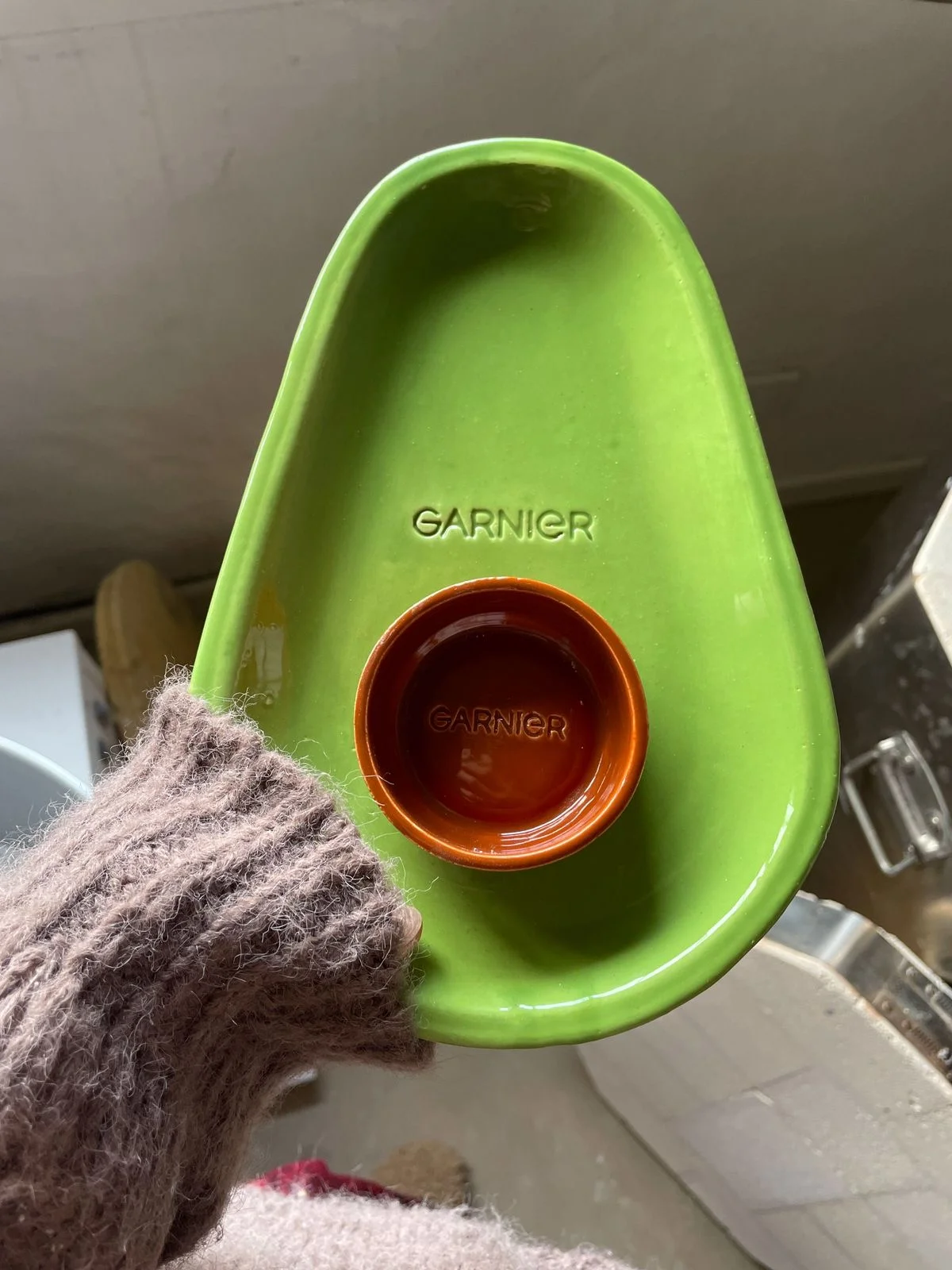 Plato cerámico personalizado Garnier