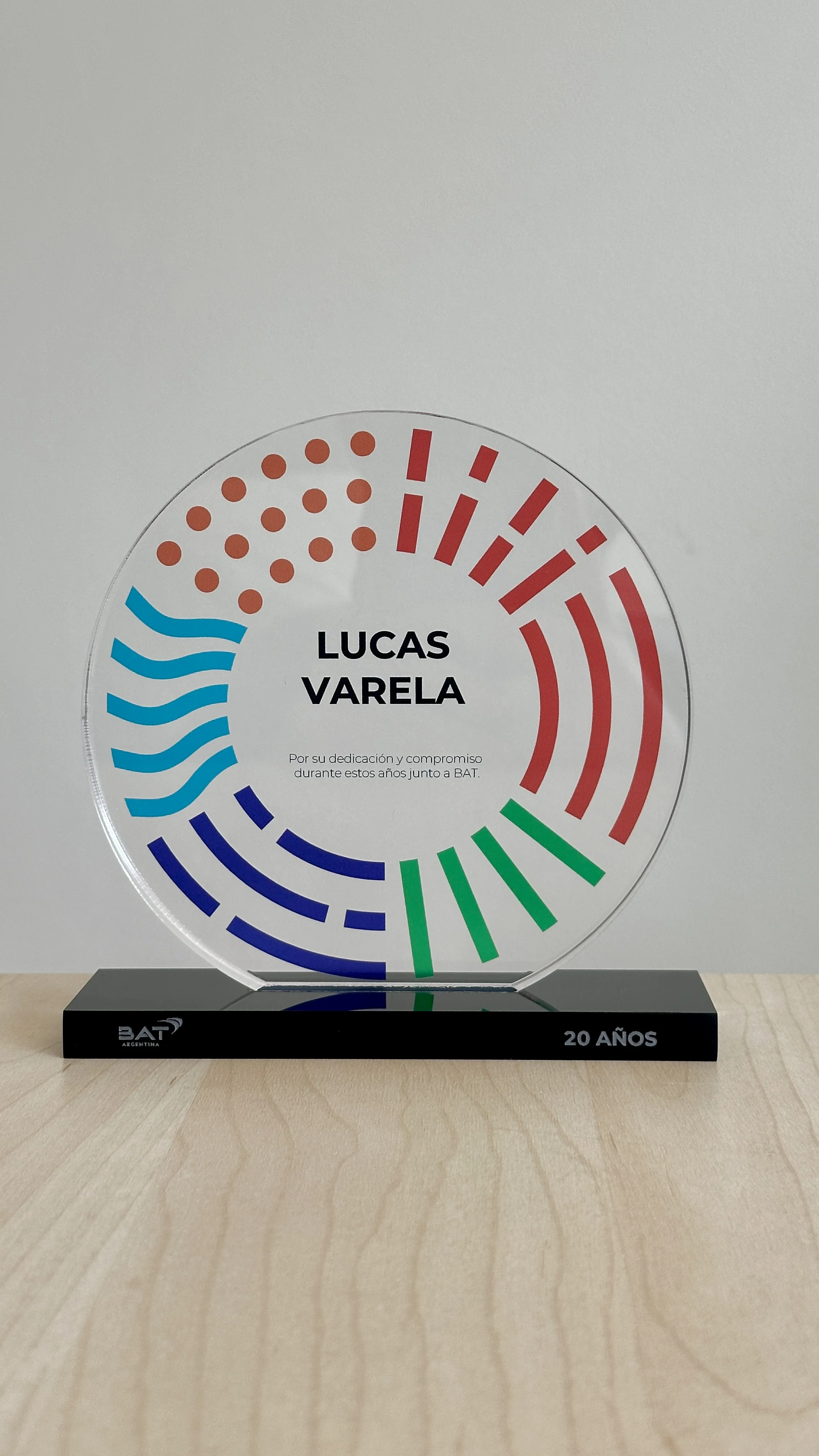 Placa acrílica BAT 20 años